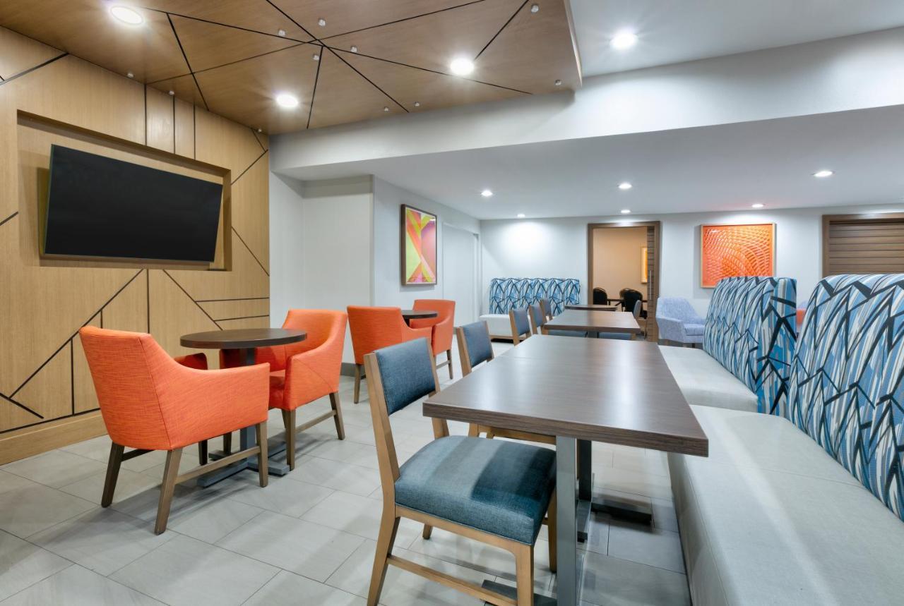 Holiday Inn Express & Suites - Dallas Park Central Northeast By Ihg Eksteriør billede