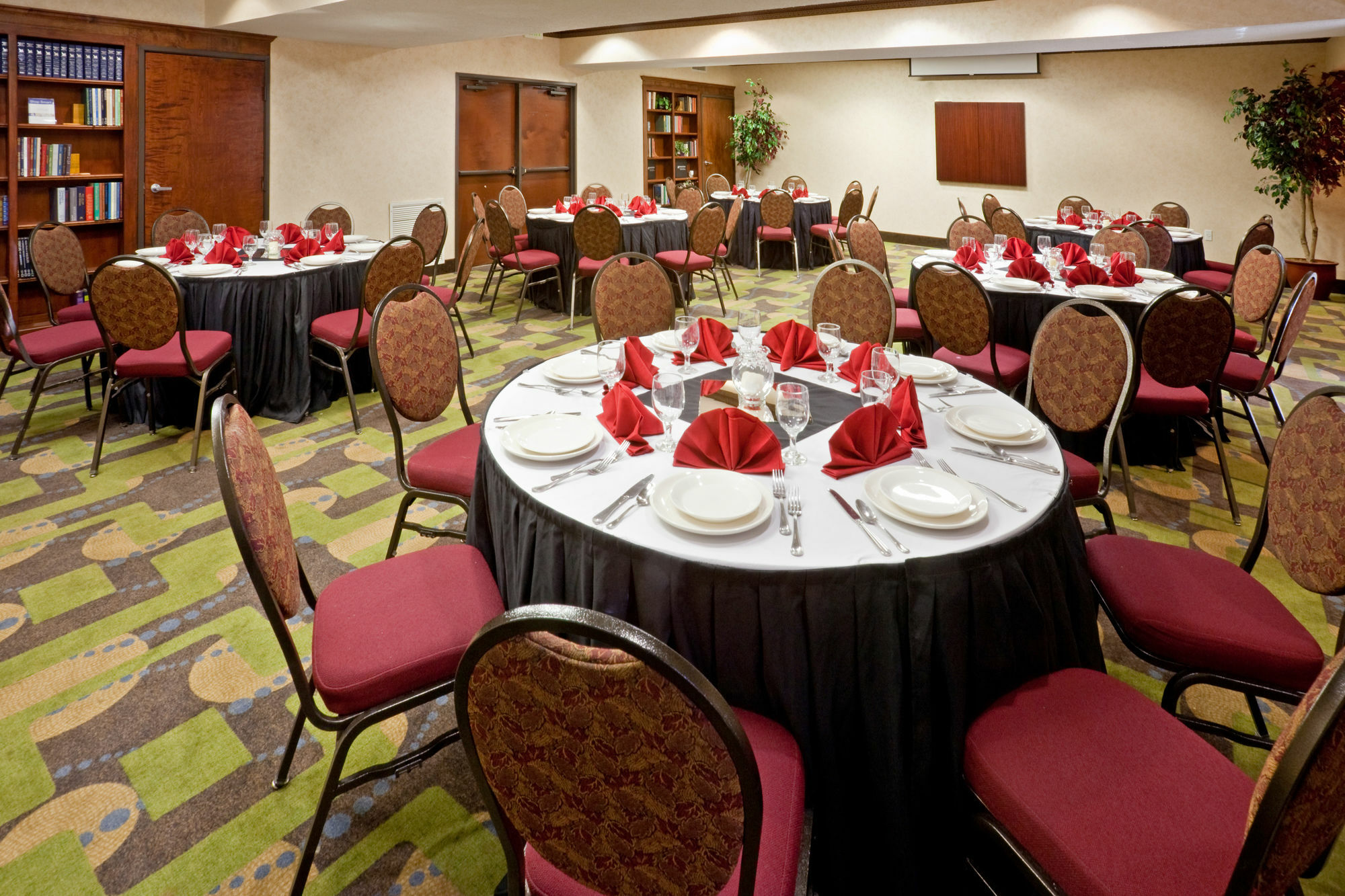 Holiday Inn Express & Suites - Dallas Park Central Northeast By Ihg Restaurant billede