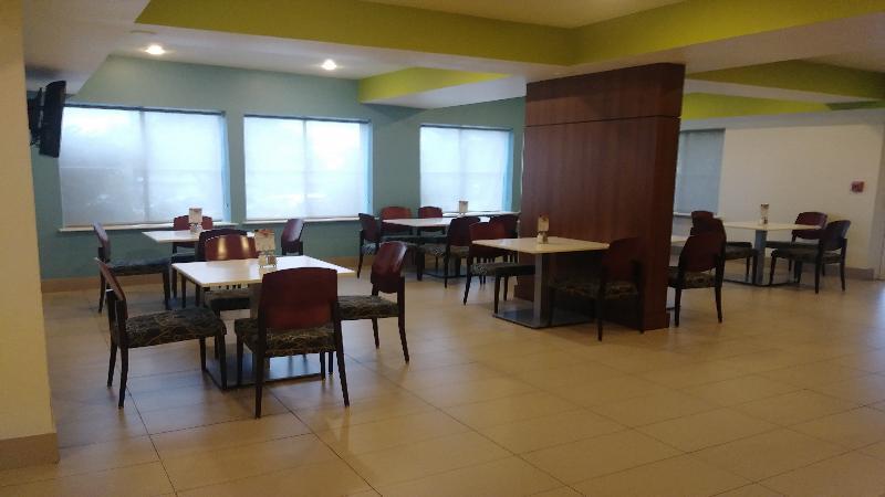 Holiday Inn Express & Suites - Dallas Park Central Northeast By Ihg Eksteriør billede